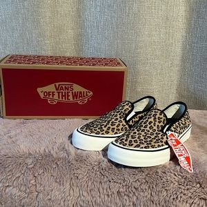 NWT Vans Leopard Slip On